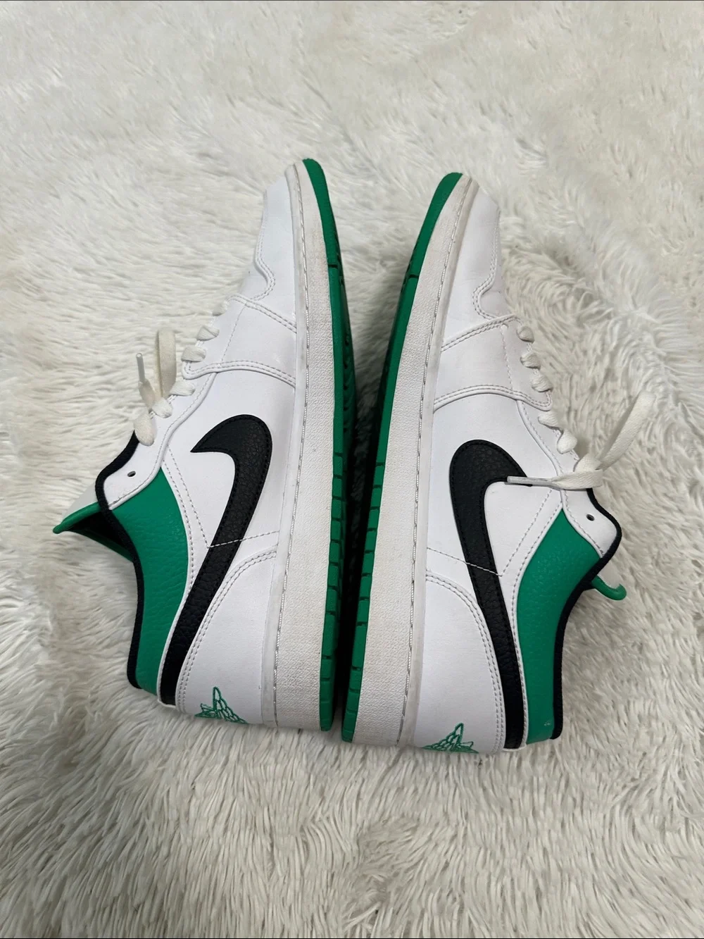 ❤️ Jordan 1 Low White Lucky Green Shoe